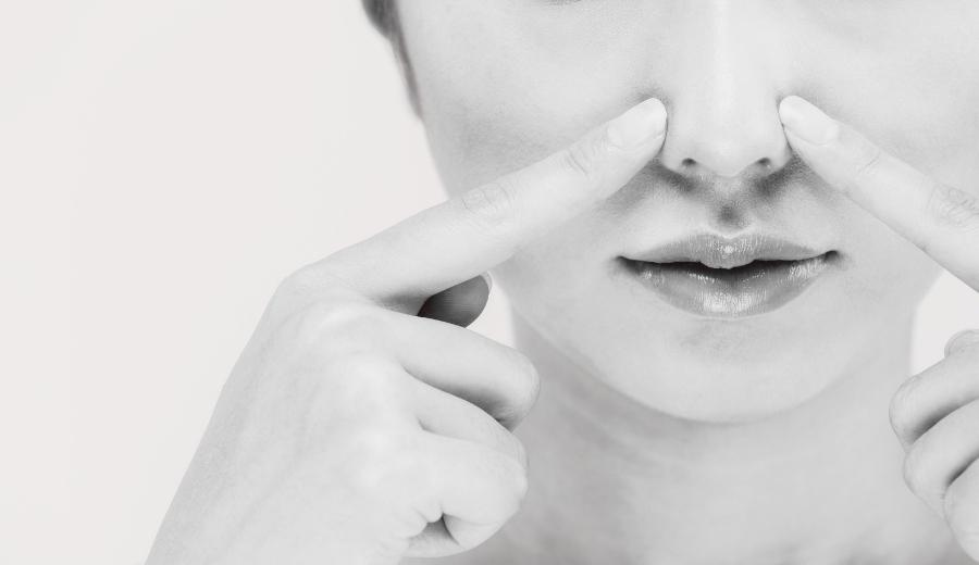 Can I Clean My Nose After Rhinoplasty? | SpaMedica