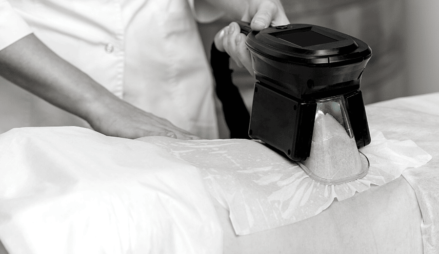 A CoolSculpting device in use.